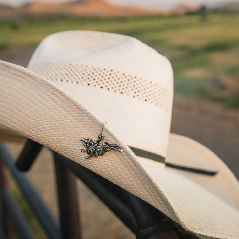 Rider's Resolve Hat Clip