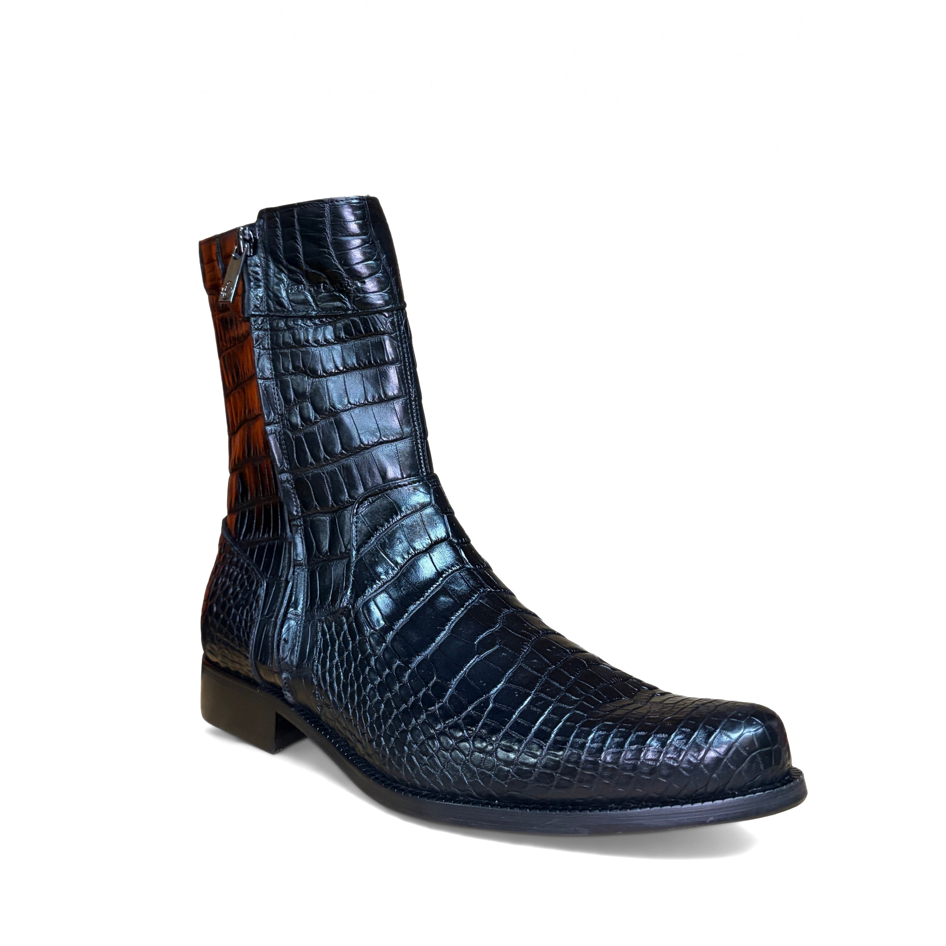 Cuadra Men’s Black Alligator Zipper Round Toe Boot angled side view in black exotic leather
