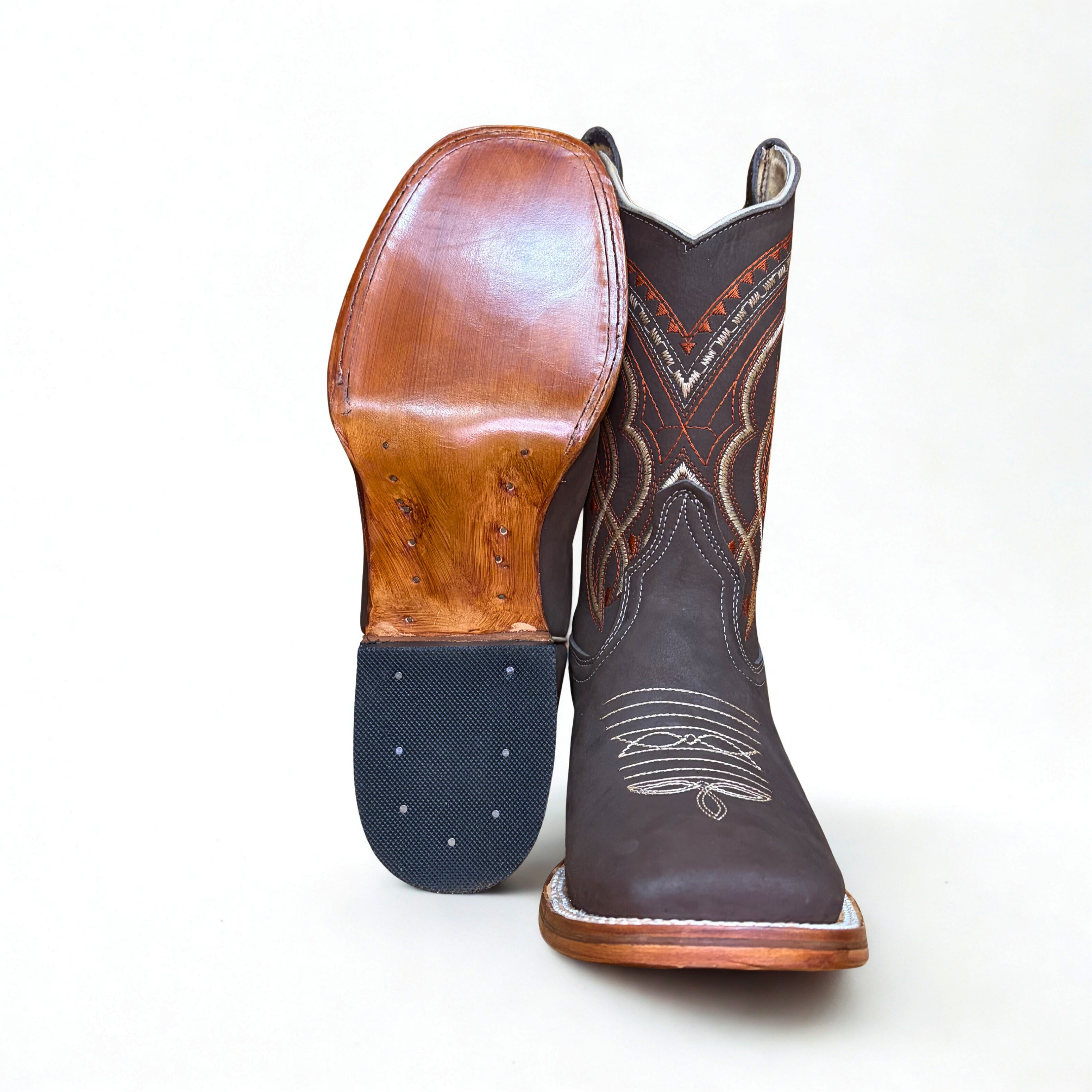 Arius Nobuk Cafe Bulldog Boot