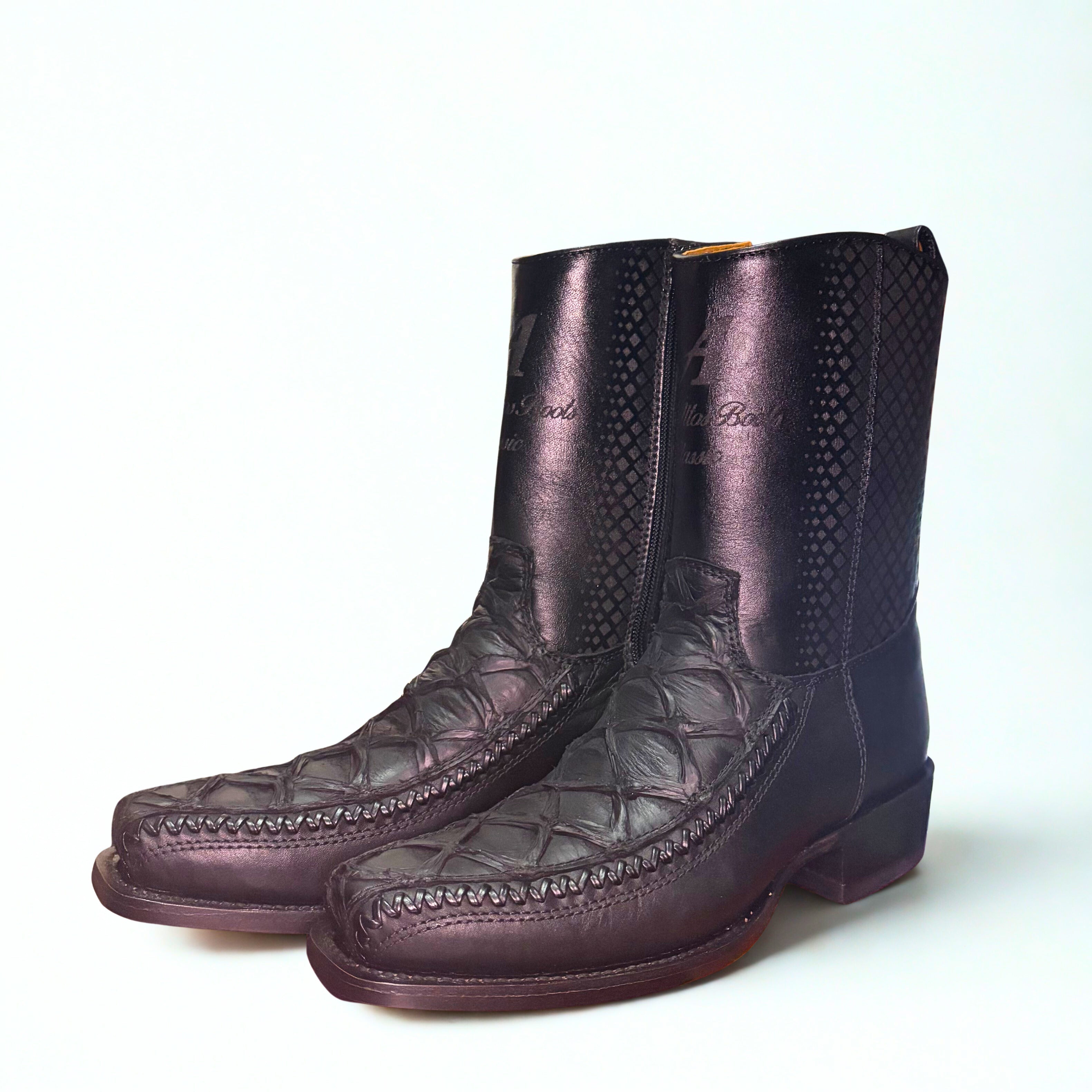 Inverted Pirarucu 7X Toe Low Shaft Boot