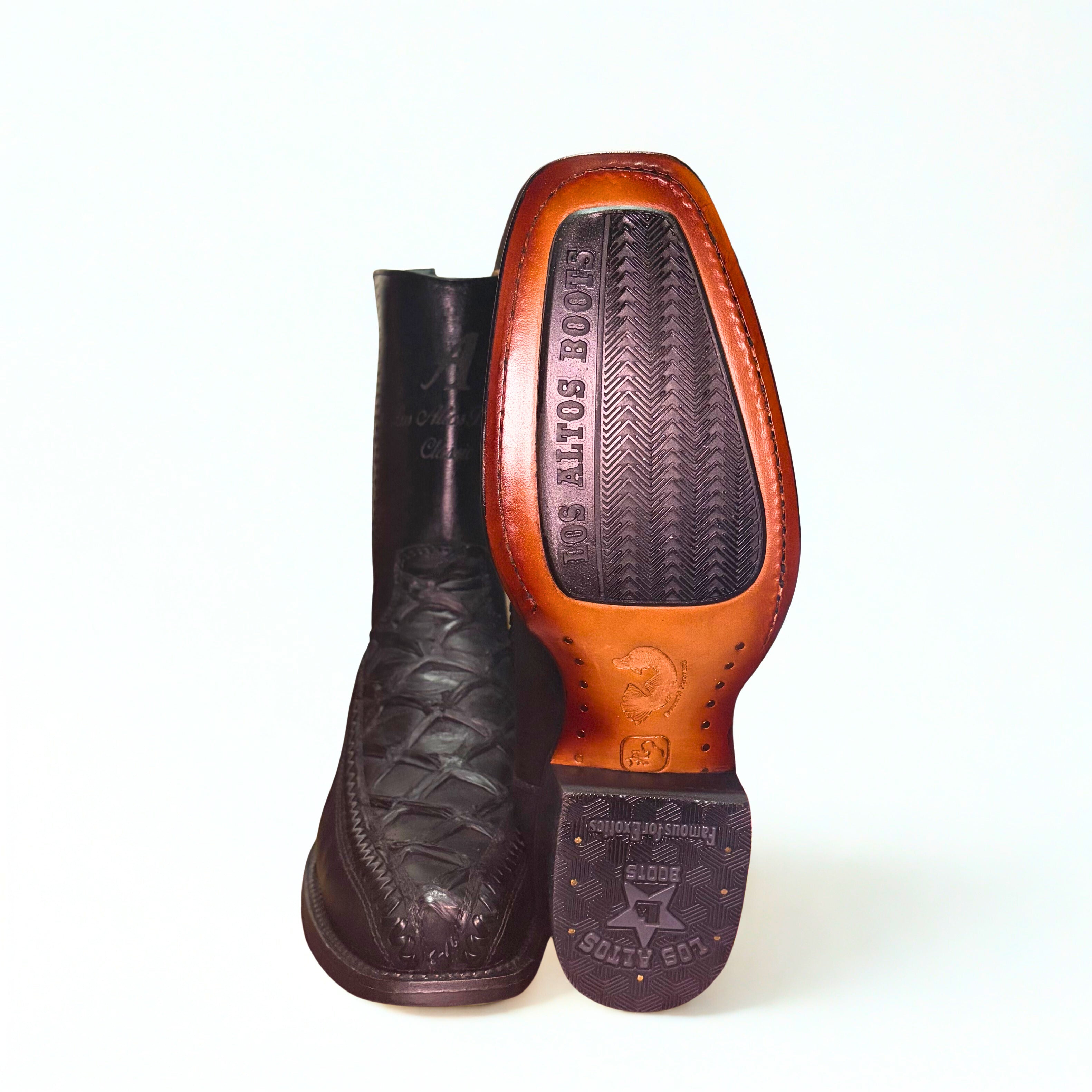 Inverted Pirarucu 7X Toe Low Shaft Boot