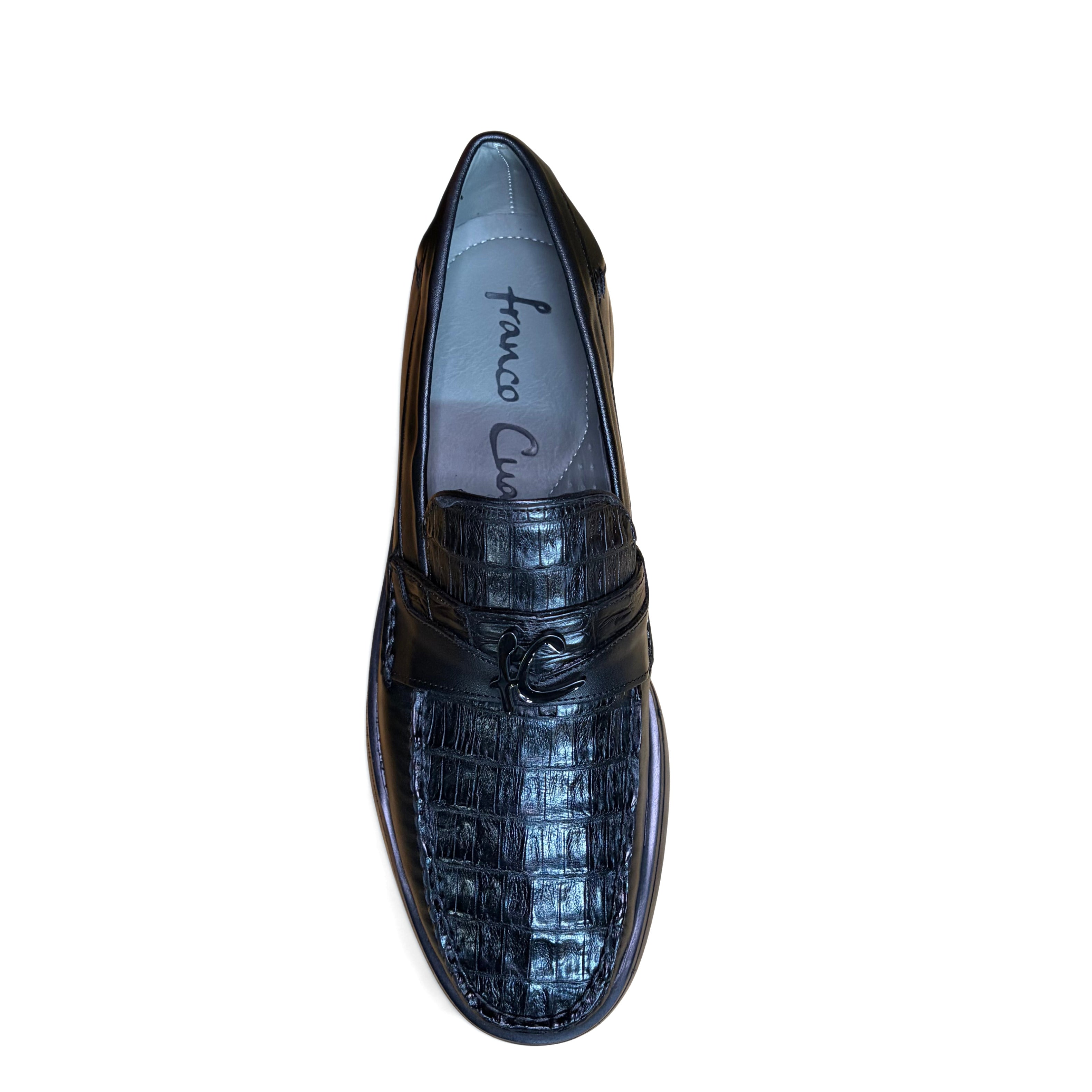 Top view of Cuadra Men’s Black Caiman Slip-On Round Toe Loafer showing vamp detail