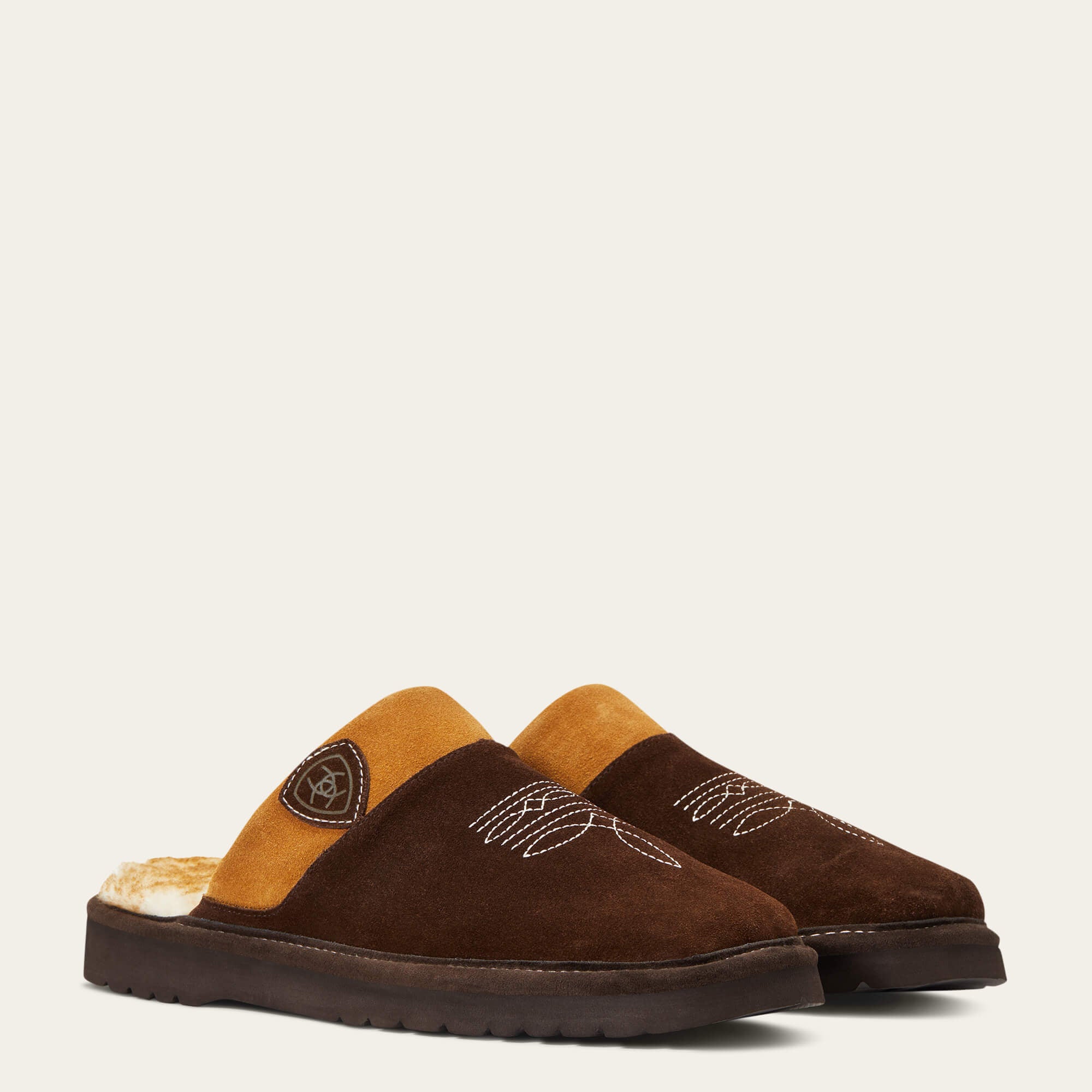 Zapatilla de punta cuadrada de platero