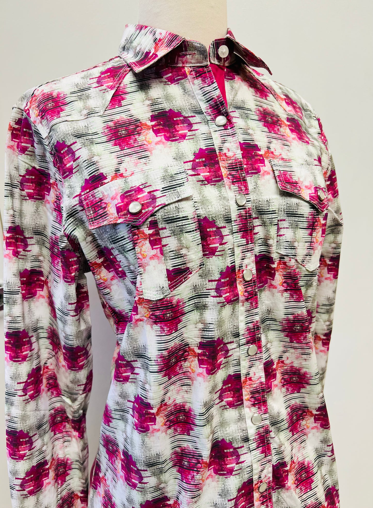 Floral Printed Long Sleeve Western Snap Shirt
