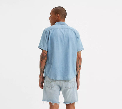 LEVI’S CLASSIC STANDARD FIT SHIRT