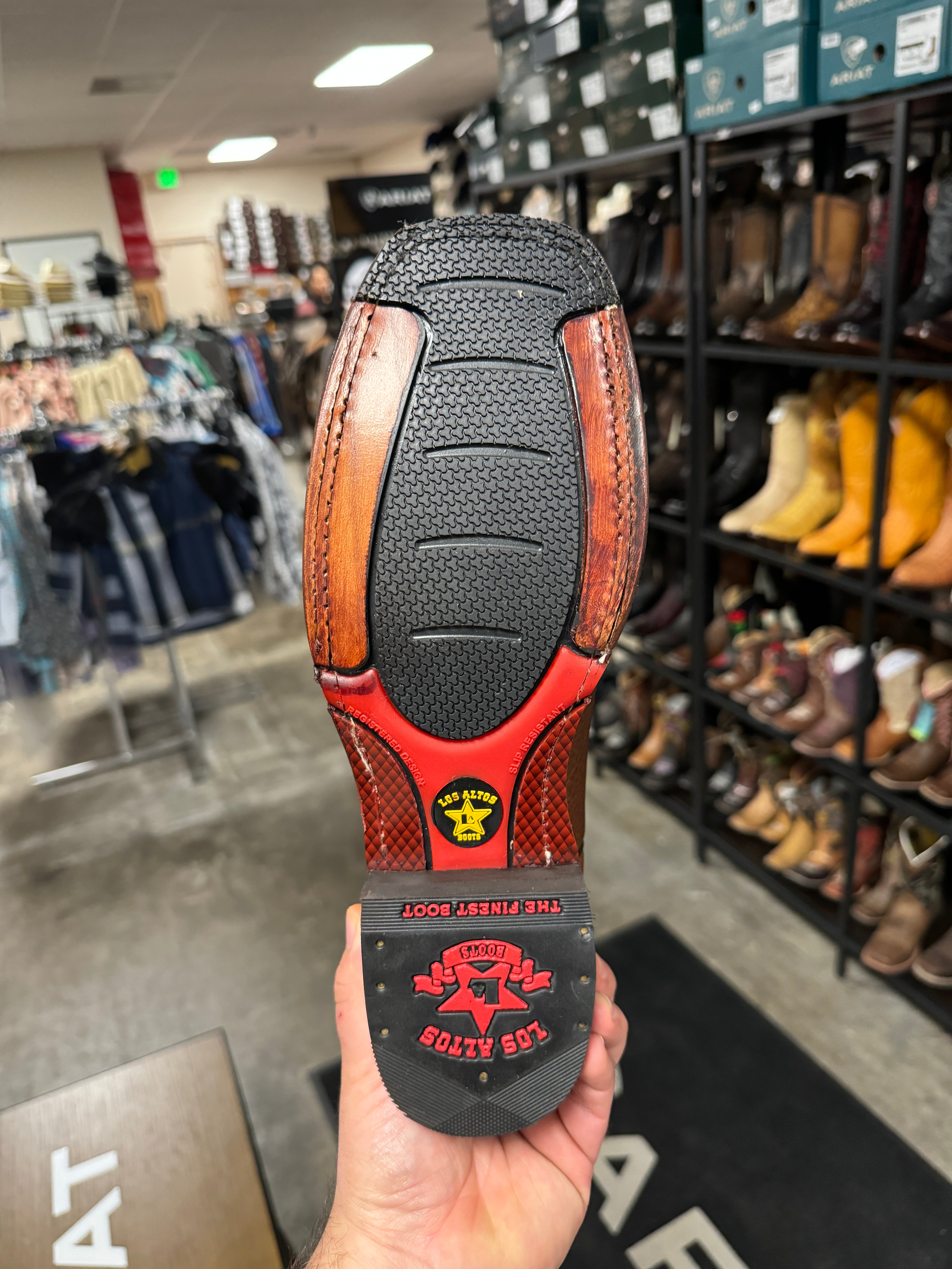 Bota de cuero Rage con punta cuadrada ancha