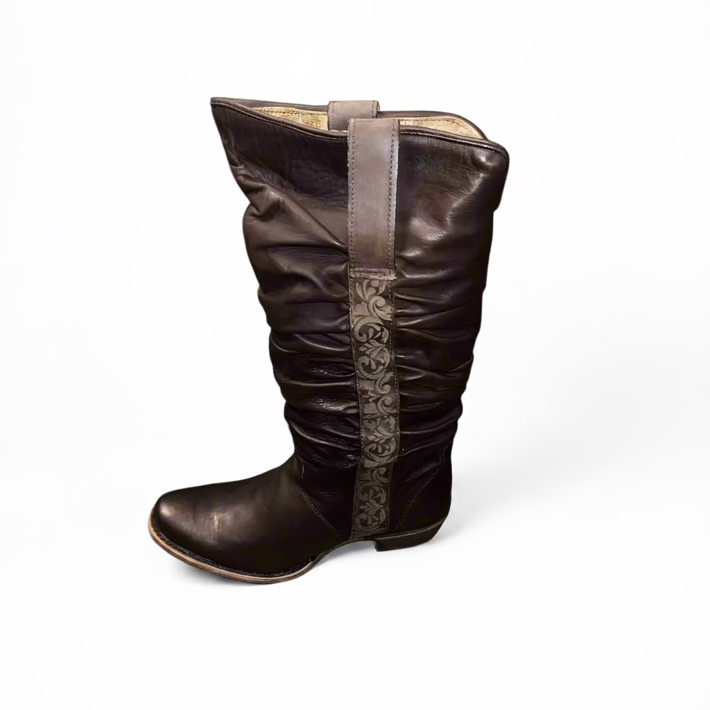 Cuadra Becerro Milan Chocolate Boot side view in dark brown leather
