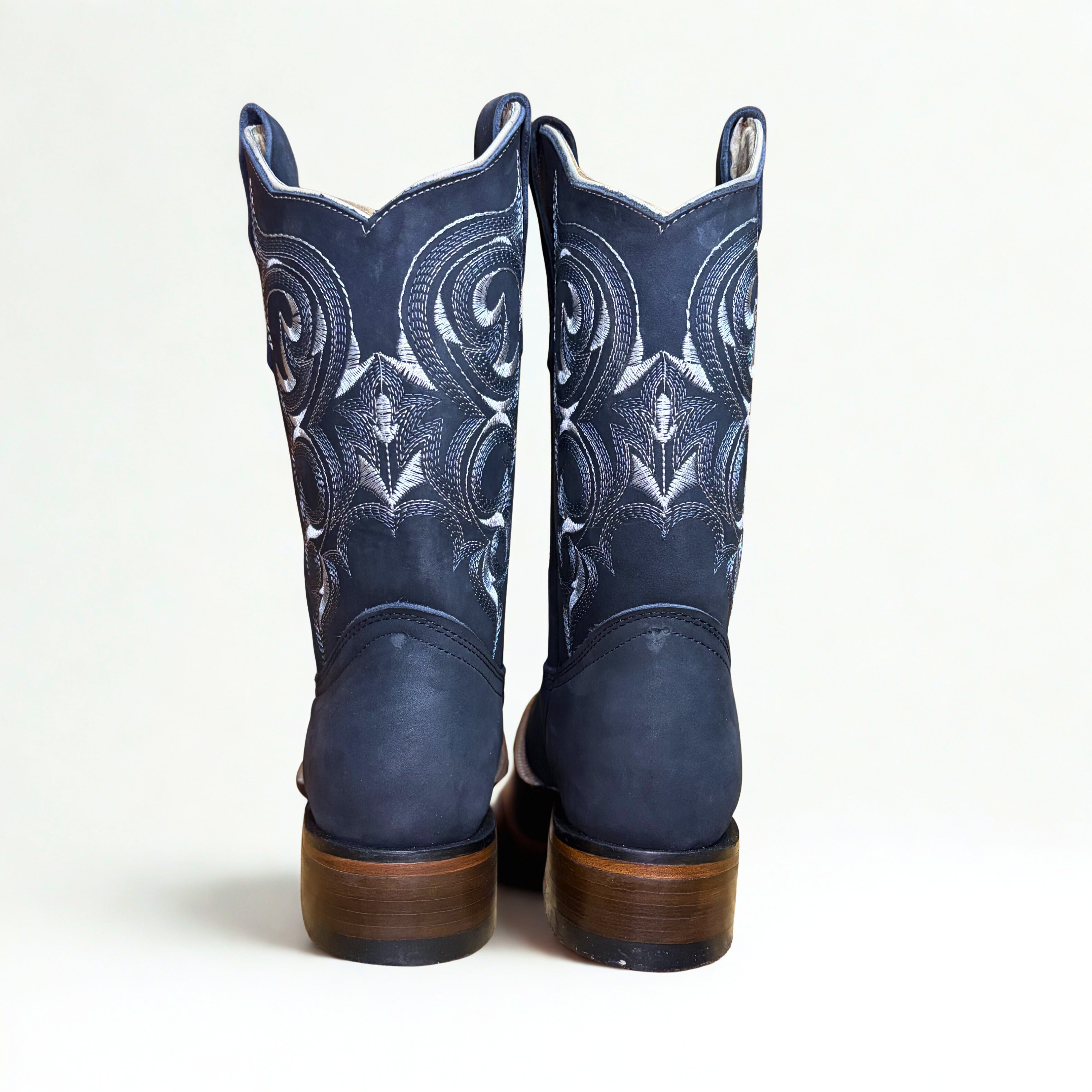 Arius Nobuck Negro Bulldog Boot