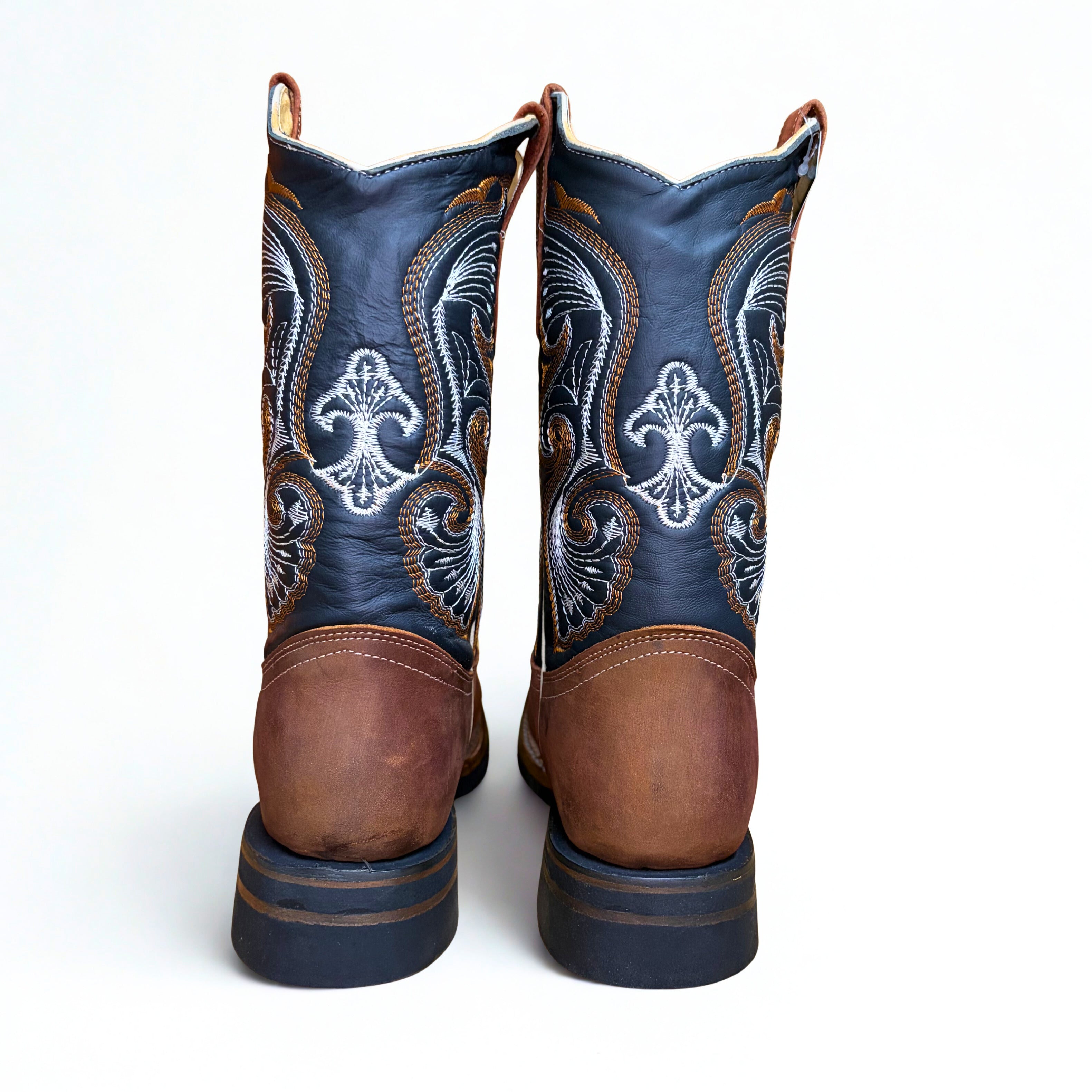 Arius Creazy Shedron Negro Bulldog Boot