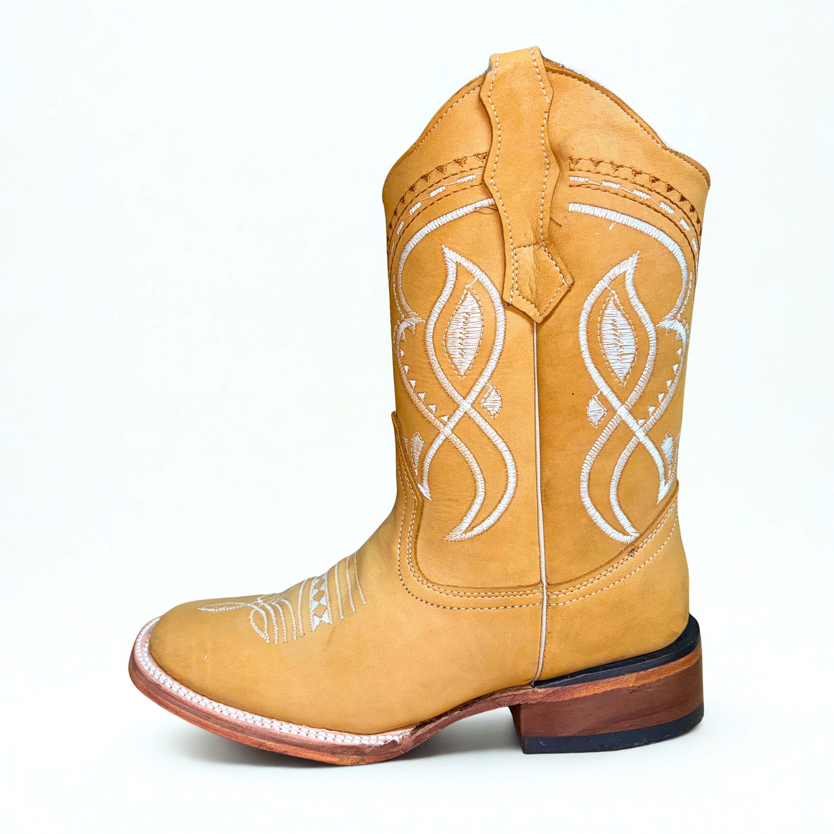 Arius Nobuck Miel Bulldog Boot