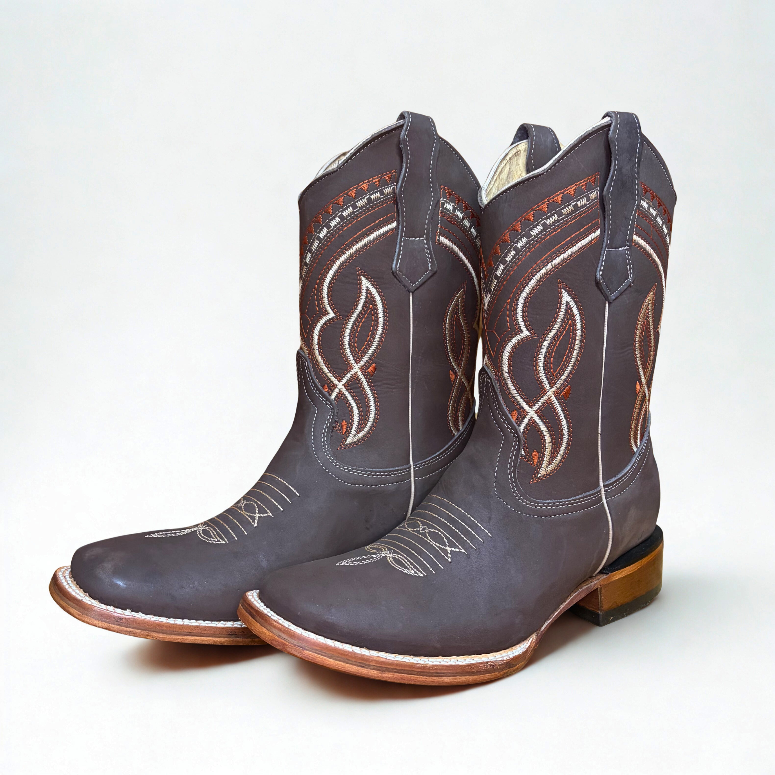 Arius Nobuk Cafe Bulldog Boot