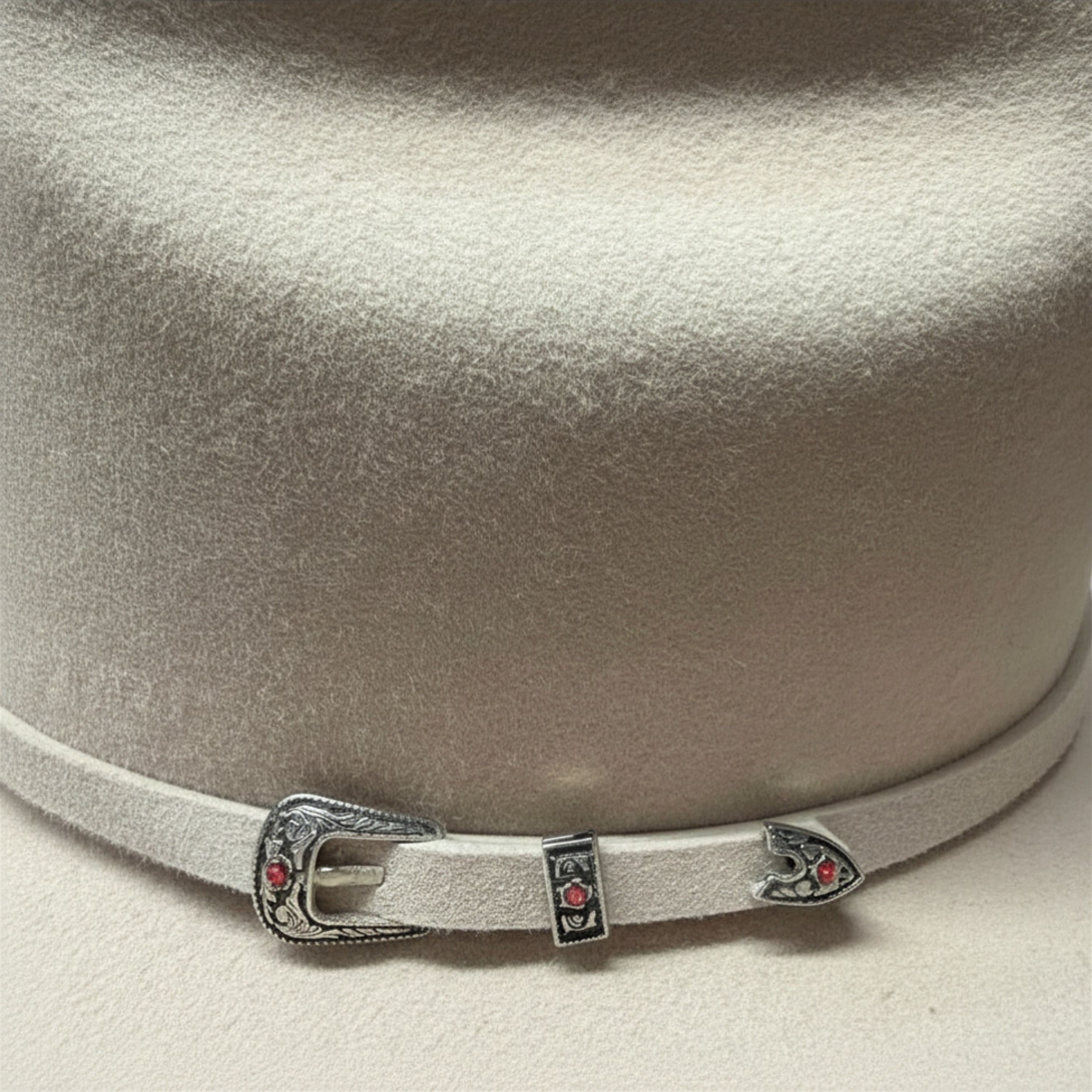 Close-up of hatband detail on Cerro 30X Sinaloa Beige Cowboy Hat