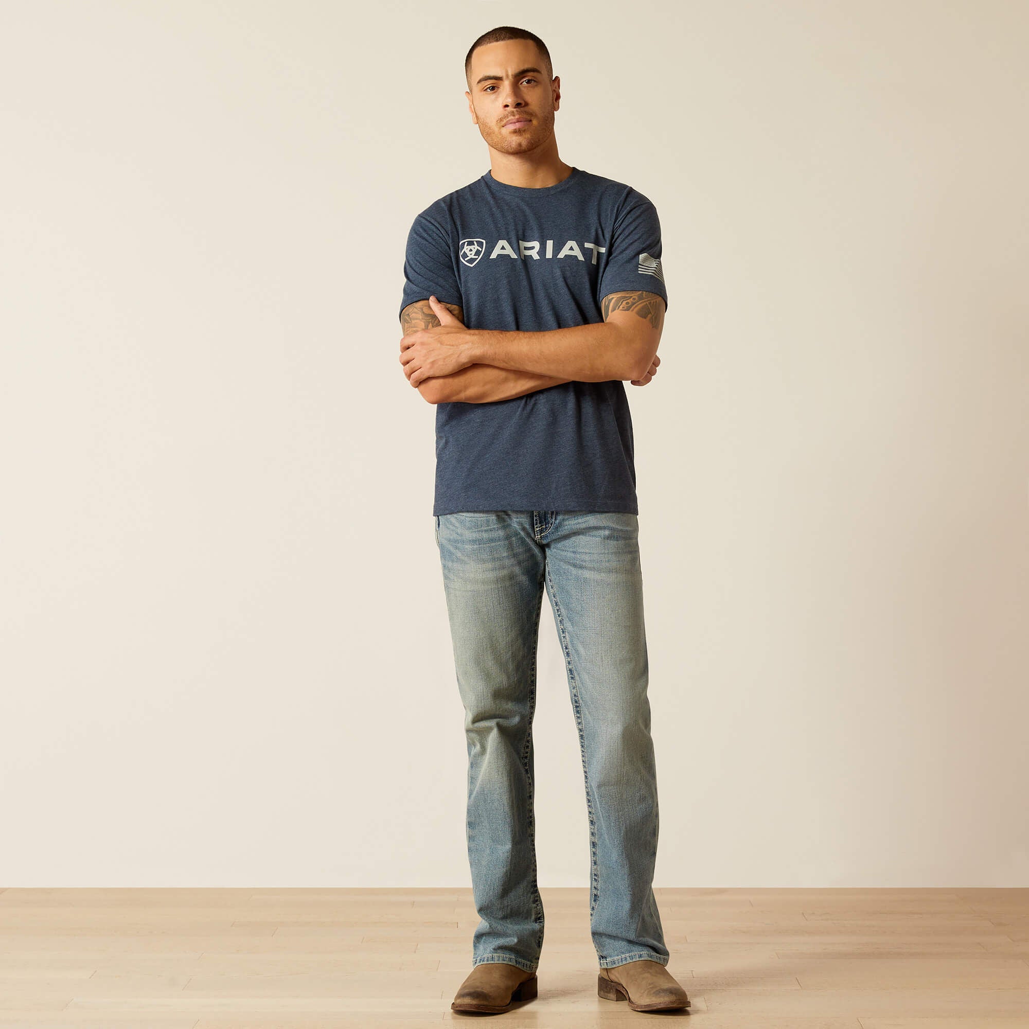 Camiseta con bandera del escudo