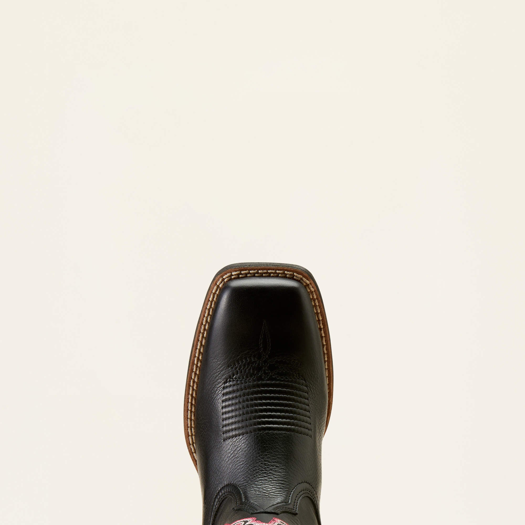 Front view of Ariat Cattle Caite Stretchfit Western Boot showing toe shape