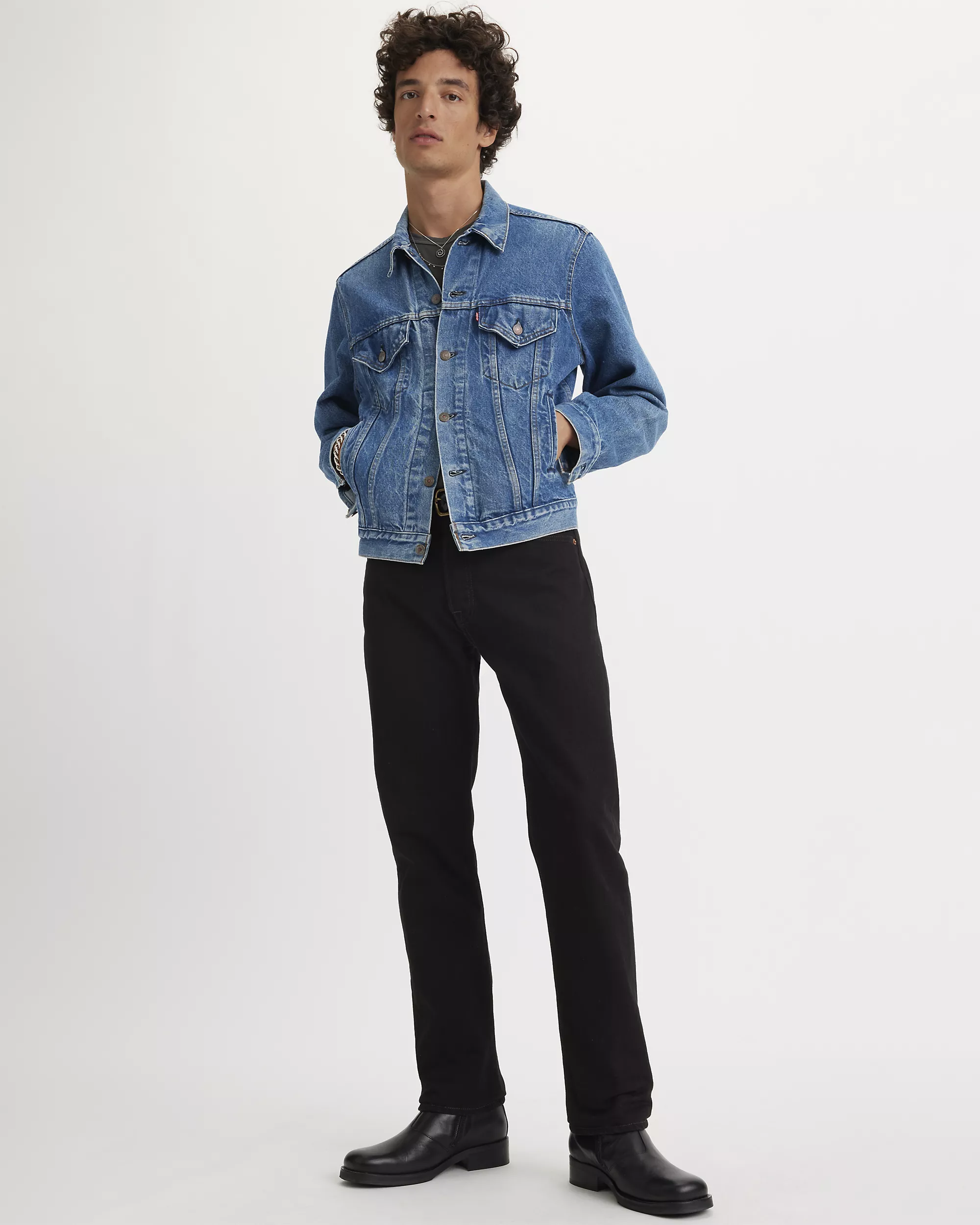 Levi’s 501 Original Fit Jean front view on model in black denim