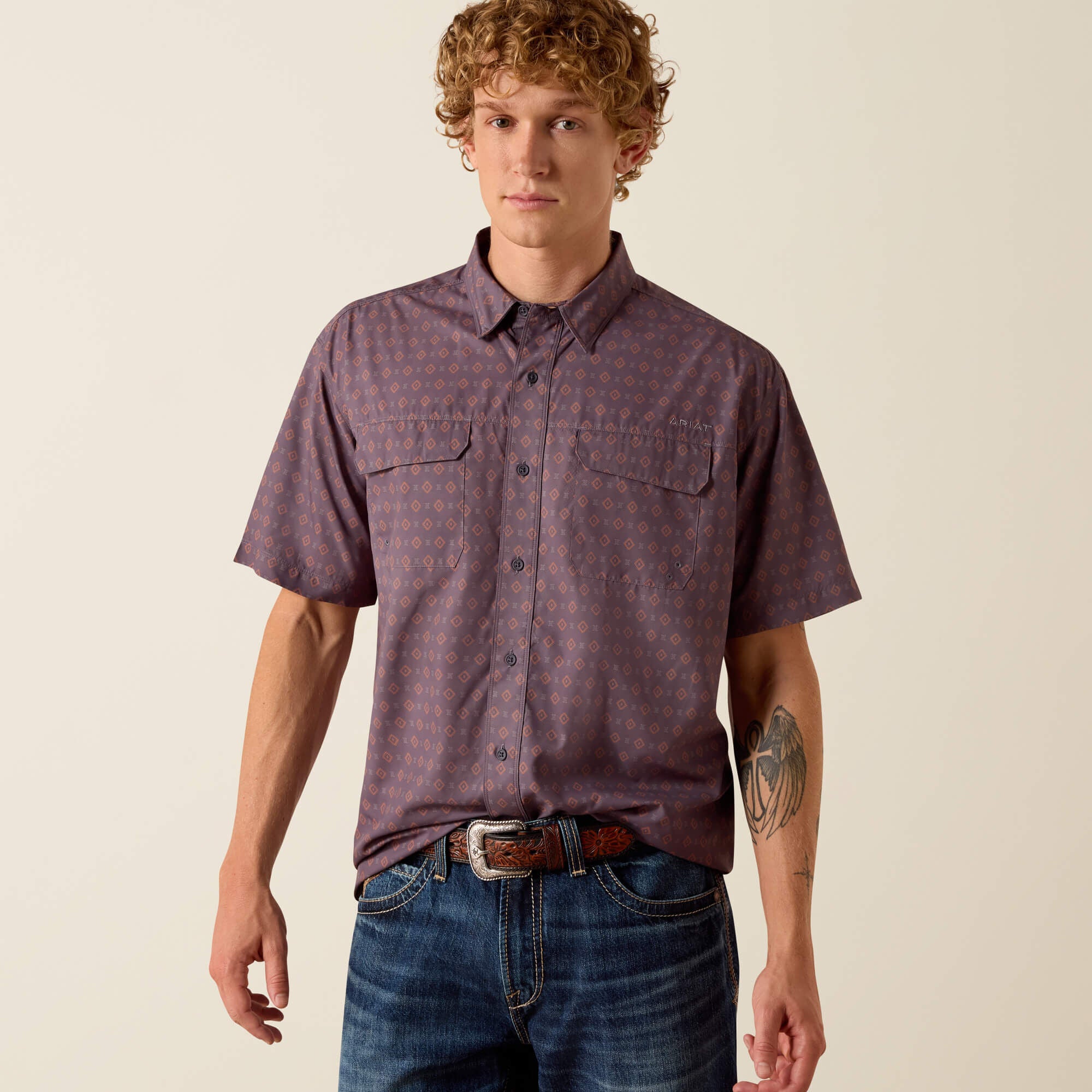 Ariat Printed VentTEK Outbound Classic Fit Shirt front view on model in mauve print