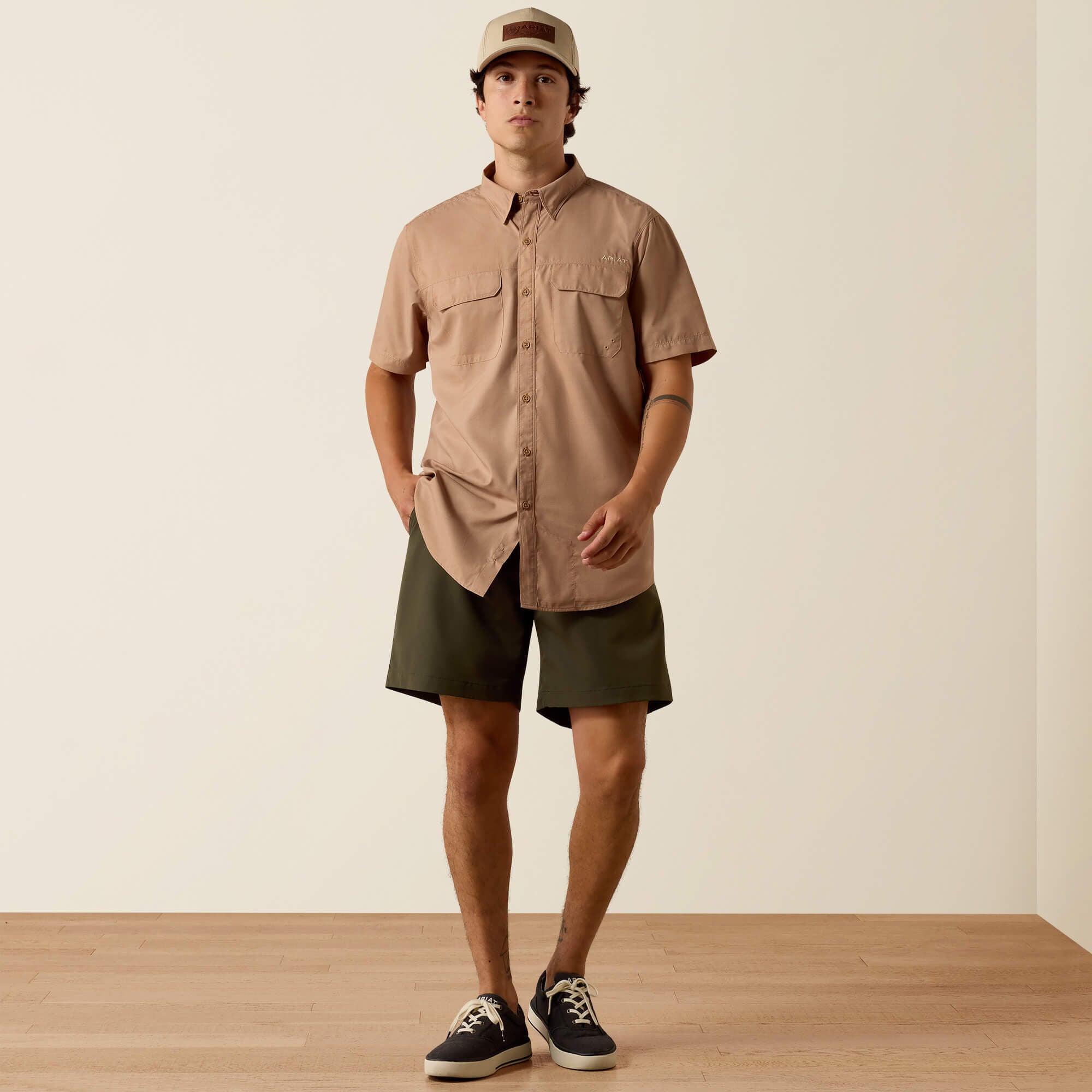 Ariat Printed VentTEK Outbound Fitted Shirt full body view on model in tan print