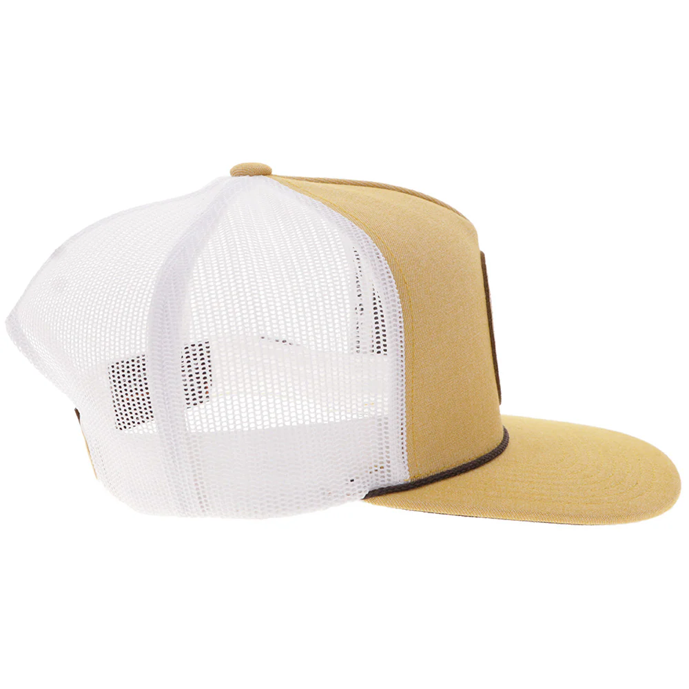Sombrero "Spur" beige/blanco con parche circular de cuero