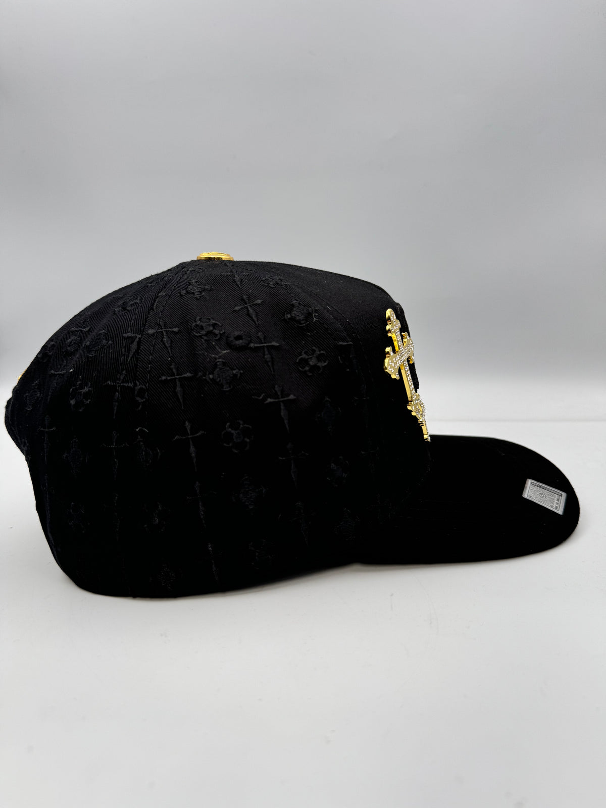 LA Cruz Gold Hat