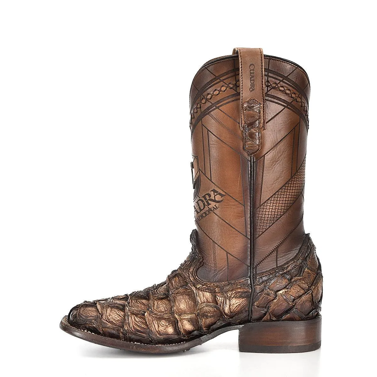 Bota de pirarucú con punta cuadrada tejida y láser de pez miel de Asturias