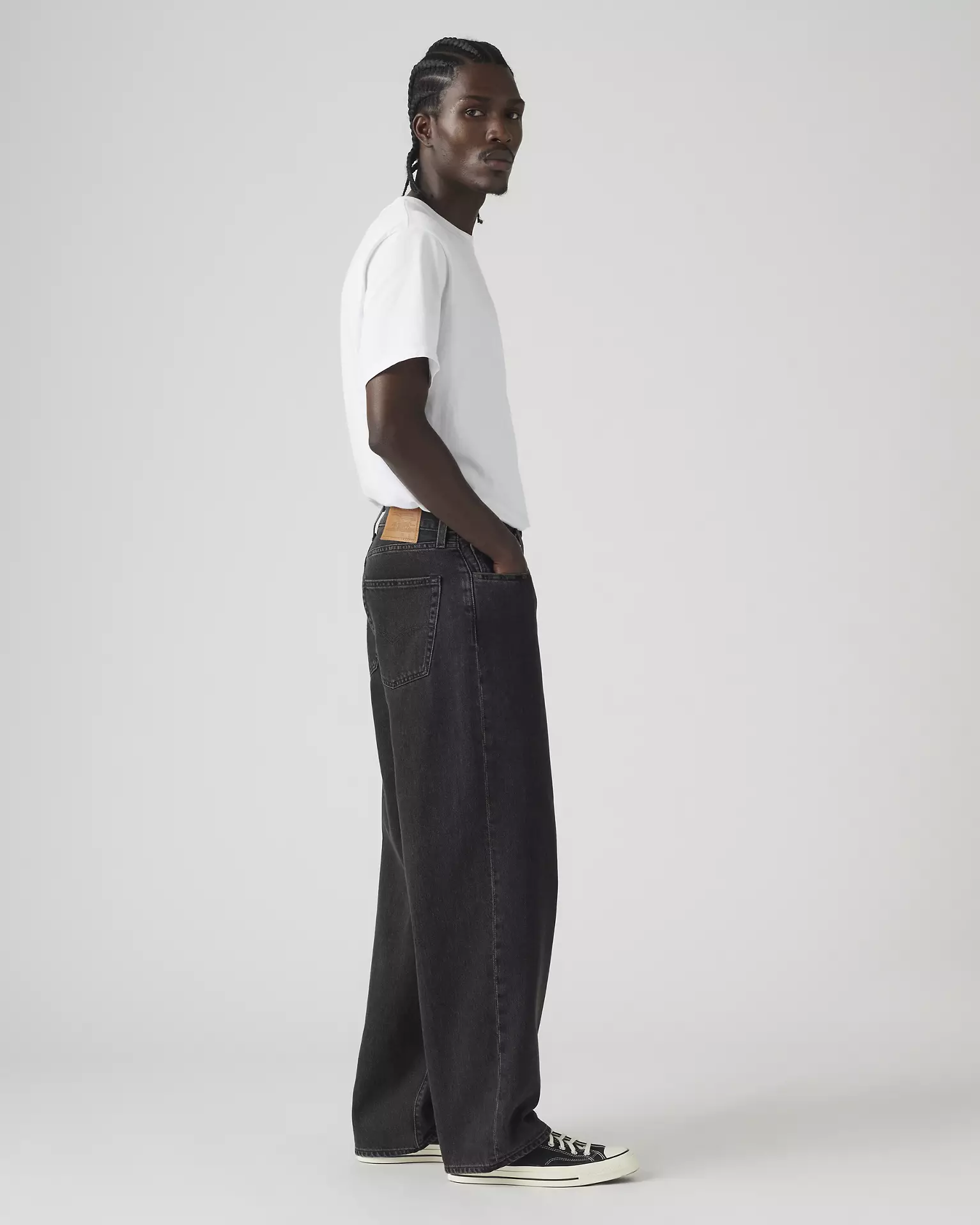 Side view of Levi’s 578 Baggy Men’s Jeans with loose fit